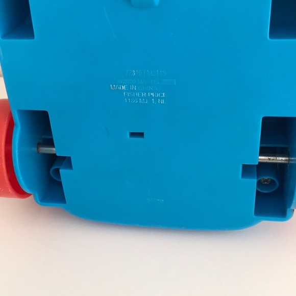 Classic Vintage Old Style Toddler Baby Fisher Price Pull Toy Play Phone - Picture 4 of 8